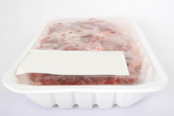 Pakowanie próżniowe zapobiegające marnowaniu się żywności.
